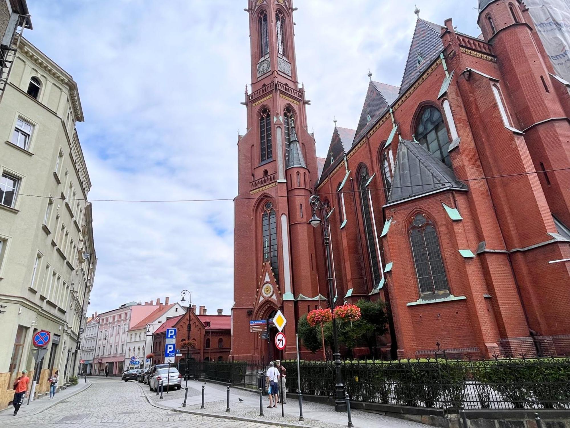 Apartament Gwarek Wałbrzych Eksteriør bilde